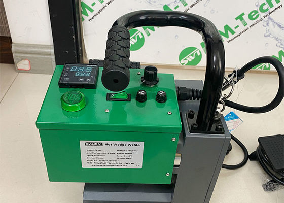 دستگاه جوشکاری ژئوممبران HDPE مدل CX900 با گوه مسی داغ