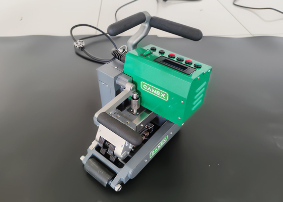 1.0-4.0mm HDPE ژئوممبرن جوشگر کج گرم CX700 قدرت کامل 2400W