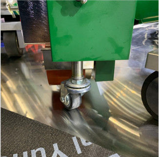 80MM درز جوش TPO دستگاه جوش فشار قابل تنظیم است